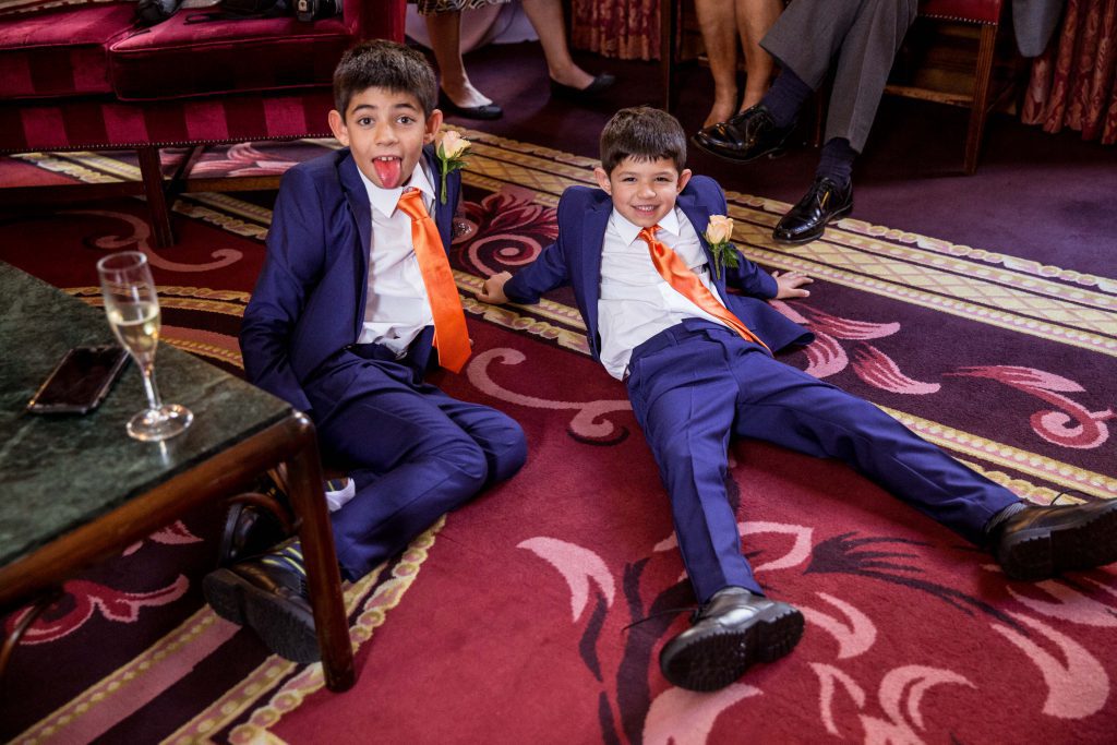 city of london and hertfordshire reportage wedding photographer, Merchant Taylors Hall