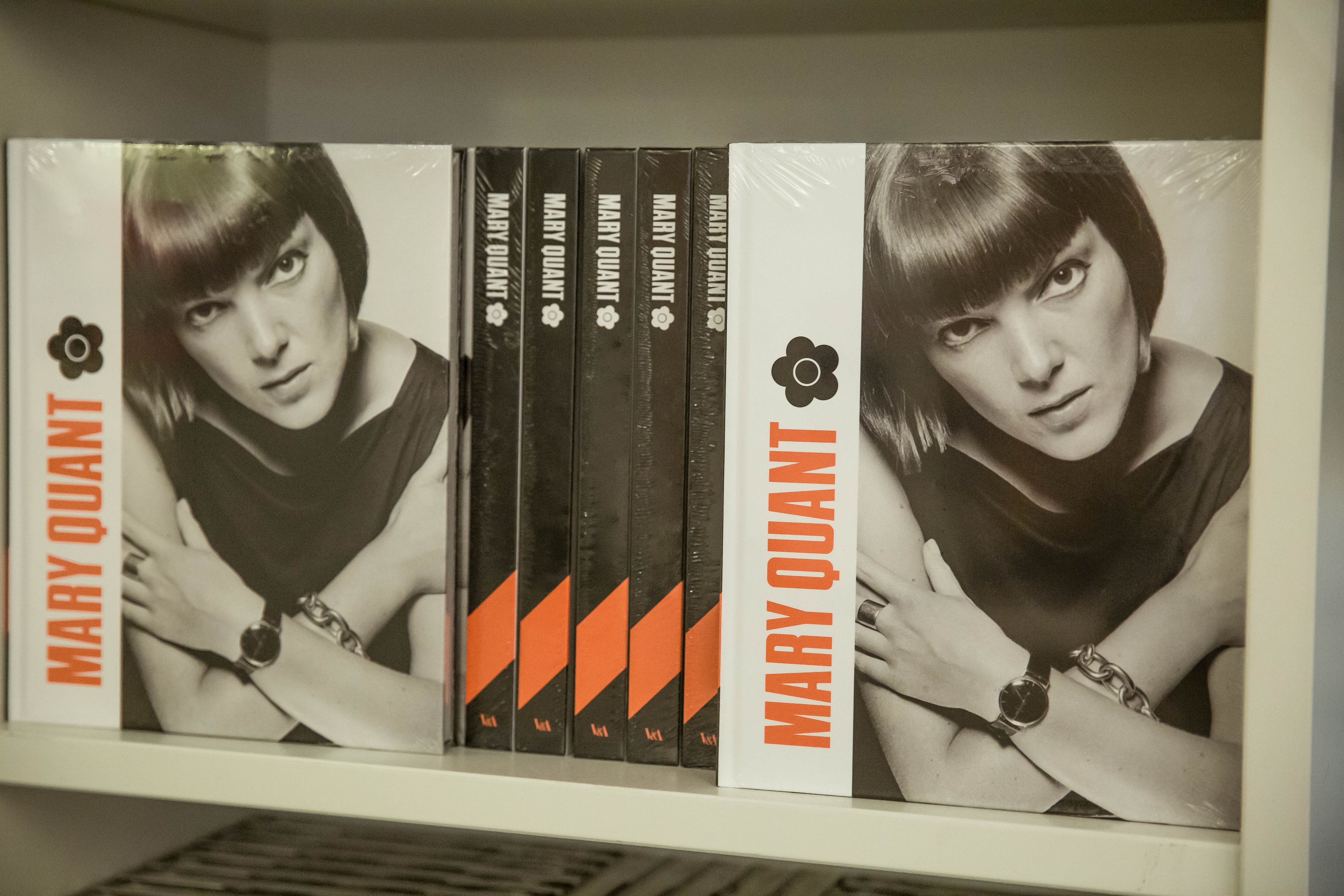 London events photographer, Mary Quant at the V&A