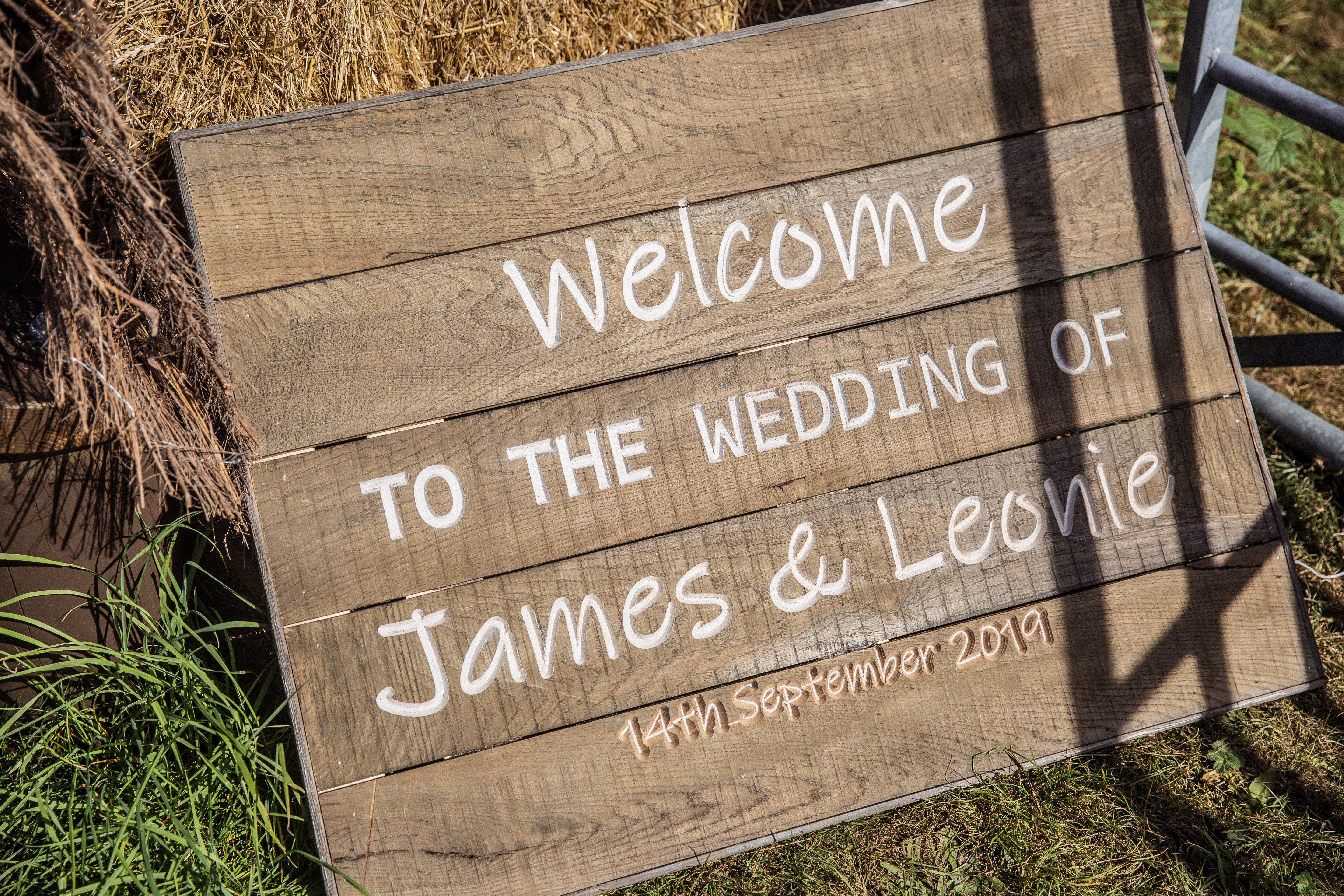 Hertfordshire wedding photographer , wedding photographer Hertfordshire, North Hill Farm