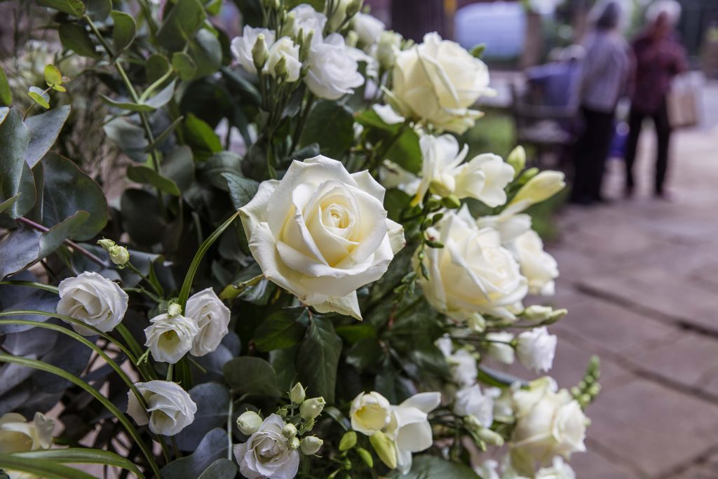 wedding flowers, white roses.