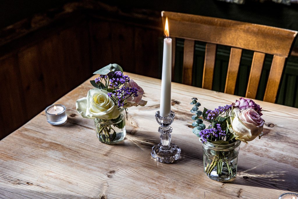 a wedding table setting at hertfordshire country pub